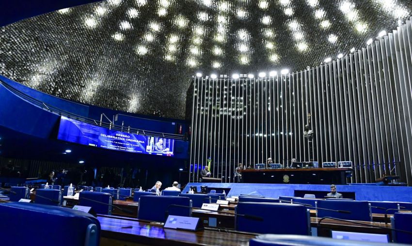 Senadores aprovam criação de delegacias de atendimento à mulher