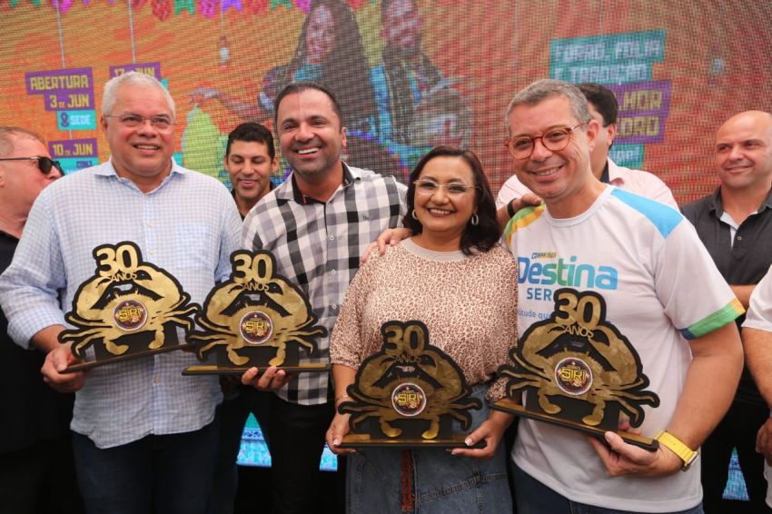 Governador prestigia lançamento oficial da programação do Forró Siri 2023