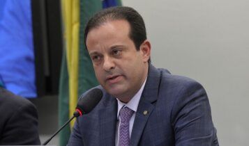 STF aceita acordo da PGR e retira processo contra André Moura