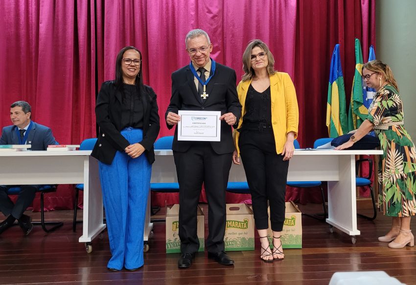 Presidente do Banese recebe Medalha de Mérito Econômico 2023