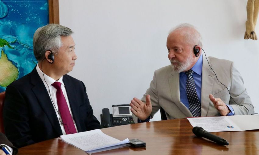 Lula reduz ritmo de agenda e se prepara para cirurgia