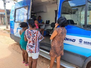 Moradores do Santa Maria recebem ação da Deso para novas ligações de água e cadastro no programa Tarifa Social