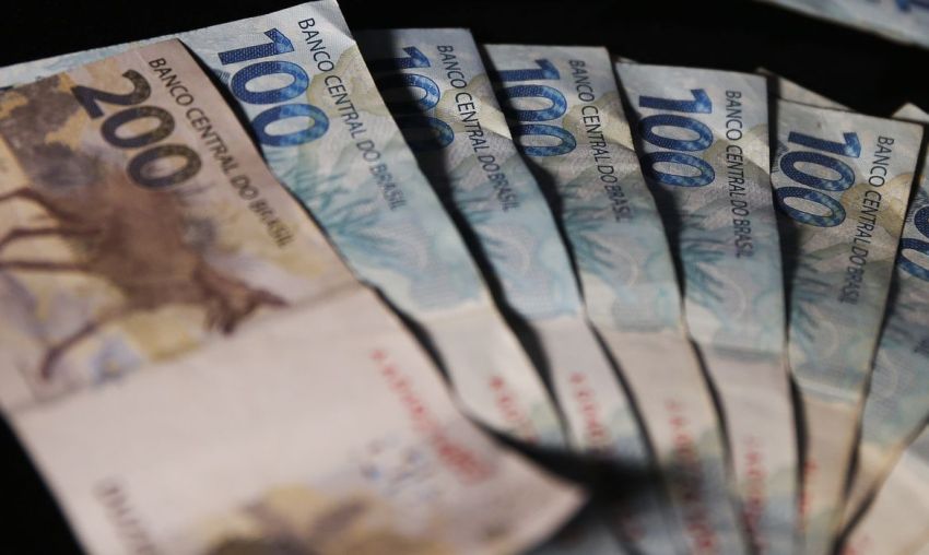 Setor público teve déficit de R$ 249 bilhões no ano passado