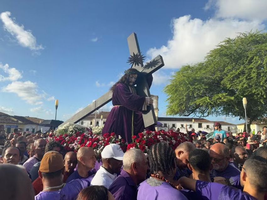 Milhares de pessoas participam da Romaria de Senhor dos Passos em São Cristóvão
