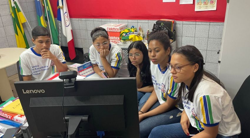Seduc e Banese realizam ciclo de palestras sobre educação financeira para estudantes