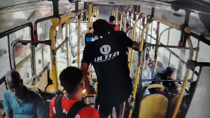 Pulos de catraca geram R$1,5 milhão de prejuízo para as empresas de ônibus da Grande Aracaju em 2024