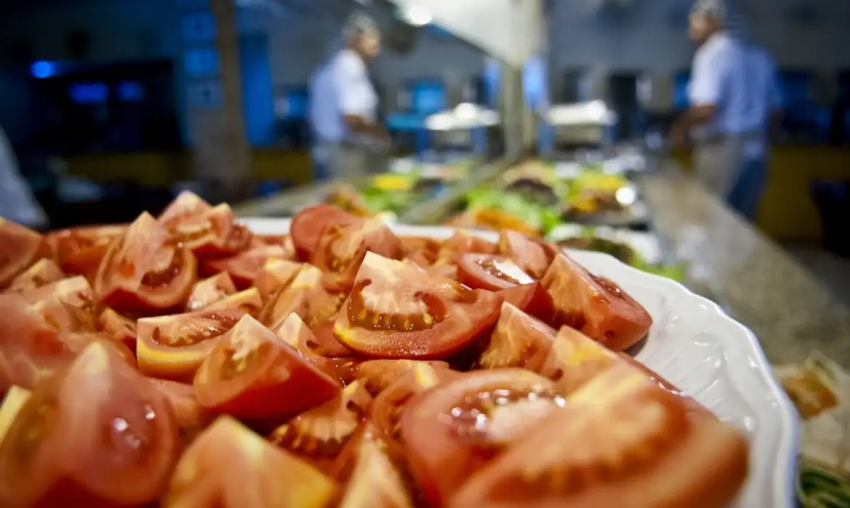 Movimento propõe uma forma mais saudável de preparar e consumir alimentos