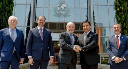 Lula assina acordo com a Interpol para combater crime organizado