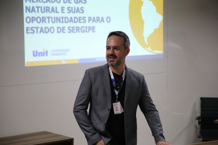 Servidores públicos que atuam no setor de petróleo e gás concluem capacitação