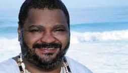 Cantor Arlindo Cruz morre aos 66 anos