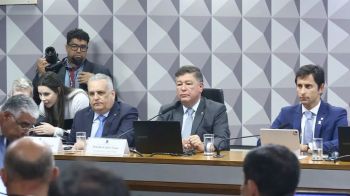 CPMI deve analisar convocação de Lupi e ex-presidentes do INSS nesta terça