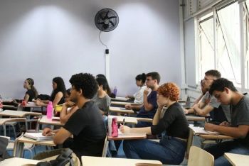 Carteira nacional do professor será entregue em outubro, anuncia MEC