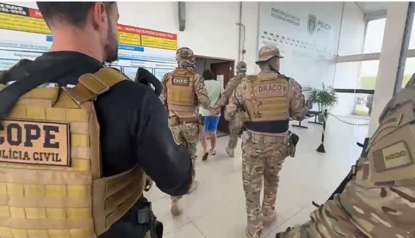 Polícia Civil deflagra Operação Iter Occultum e prende, na Paraíba, três investigados por homicídio de ex-jogador