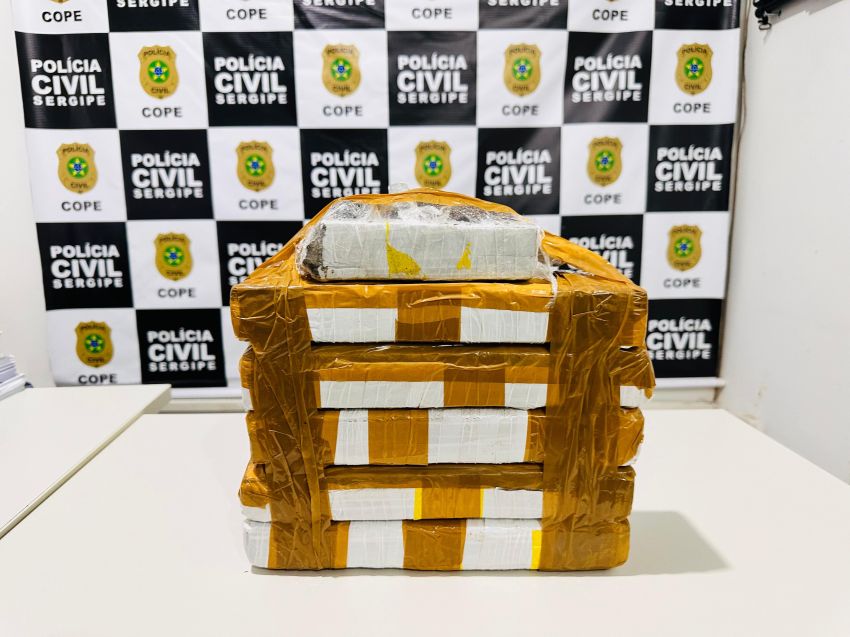 Polícia Civil prende mulher que transportava drogas entre os estados de Sergipe e Alagoas