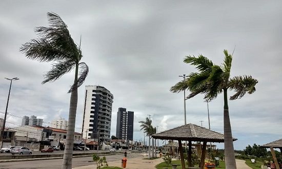 INMET emite alerta de vendaval para municípios do leste sergipano