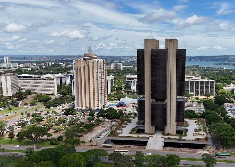 Em oito meses de 2025, prejuízo de estatais supera recorde anual