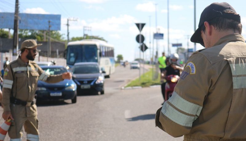 Trânsito será alterado para as obras de desmonte da passarela da BR-235