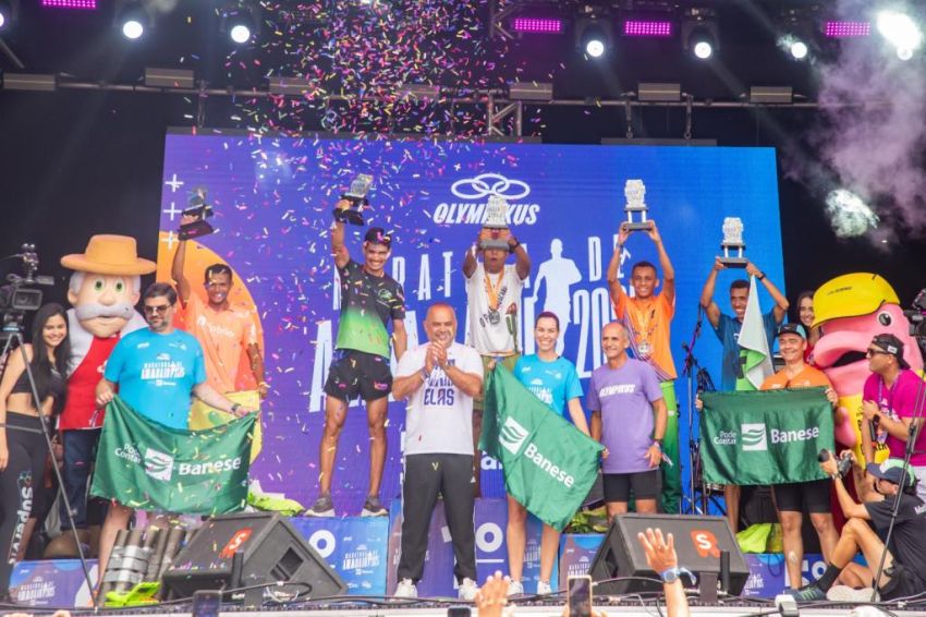 Maratona de Aracaju: João Marcos vence prova dos 42 km e comemora vitória na capital