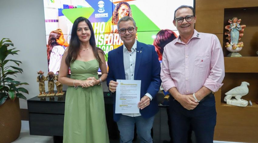 Governo de Sergipe publicará edital de concurso para professor da rede estadual nesta sexta-feira, 31