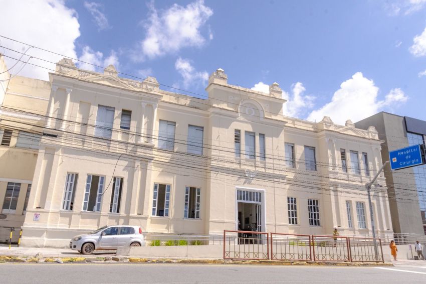 Hospital de Cirurgia realiza neste sábado, 8, mutirão de cirurgias alusivos ao Outubro Rosa e Novembro Azul