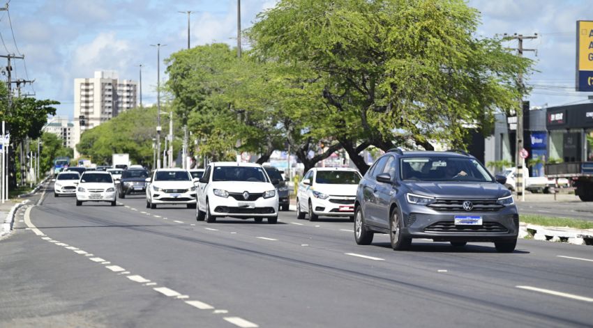 Prazo para licenciamento de veículos com placa final 0 encerra em 28 de novembro