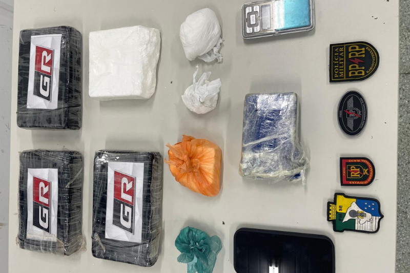 PMSE apreende mais de 4 kg de drogas em Nossa Senhora do Socorro