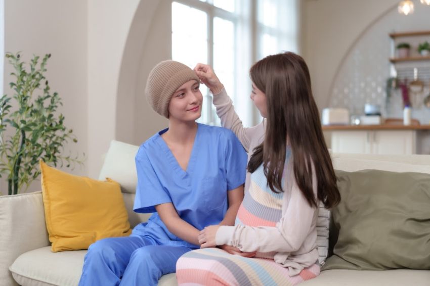 Como apoiar alguém com câncer: 10 atitudes que fazem diferença