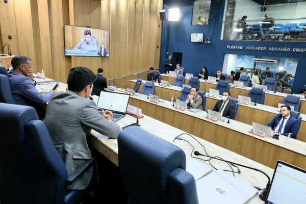 Câmara Municipal conclui CPI da SMTT e aponta uso ilegal de recursos de multas em Aracaju