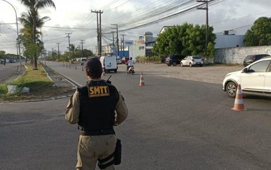 SMTT realiza alteração no trânsito na José Carlos Silva durante obra da Iguá