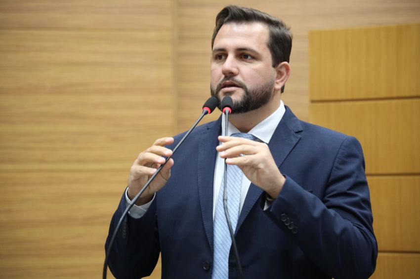 Deputado Marcos Oliveira destaca criminalização de professores de Nossa Senhora do Socorro