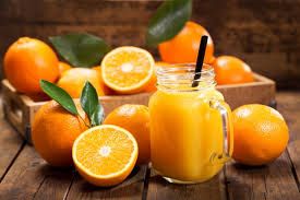 Suco de laranja é aliado da saúde cardiovascular, aponta estudo