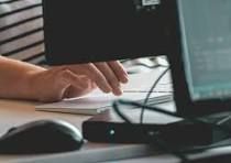 Jovem é indiciado por usar IA para criar pornô falso de 12 mulheres em Sergipe