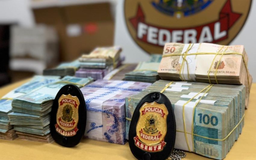 PF prende casal por lavagem de dinheiro e apreende R$ 329 mil, em Carira