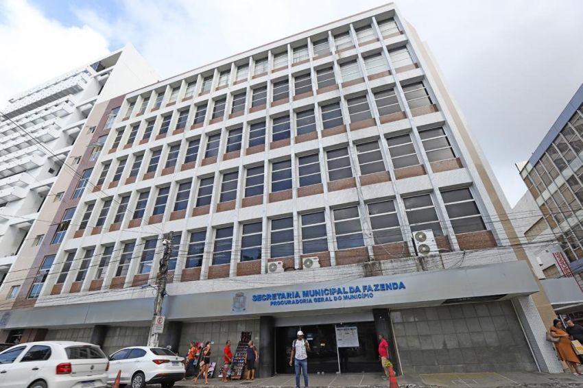 Contribuintes devem emitir 2ª via atualizada do IPTU para pagamento em cota única até fevereiro