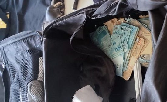 Homens presos com R$ 60 mil arrombaram cofre de loja no Centro de Aracaju