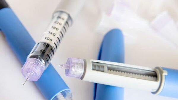 Anvisa emite alerta após seis mortes ligadas a canetas para emagrecer