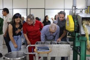 Planta piloto de Cachaçaria da UFS é inaugurada
