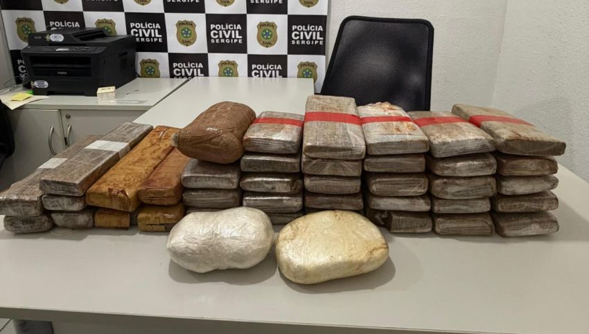 AÇÃO  CONJUNTA ENTRE COPE E PRF RESULTA EM APREENSÃO DE 38 KG DE MACONHA E 2 KG DE COCAÍNA EM CRISTINÁPOLIS