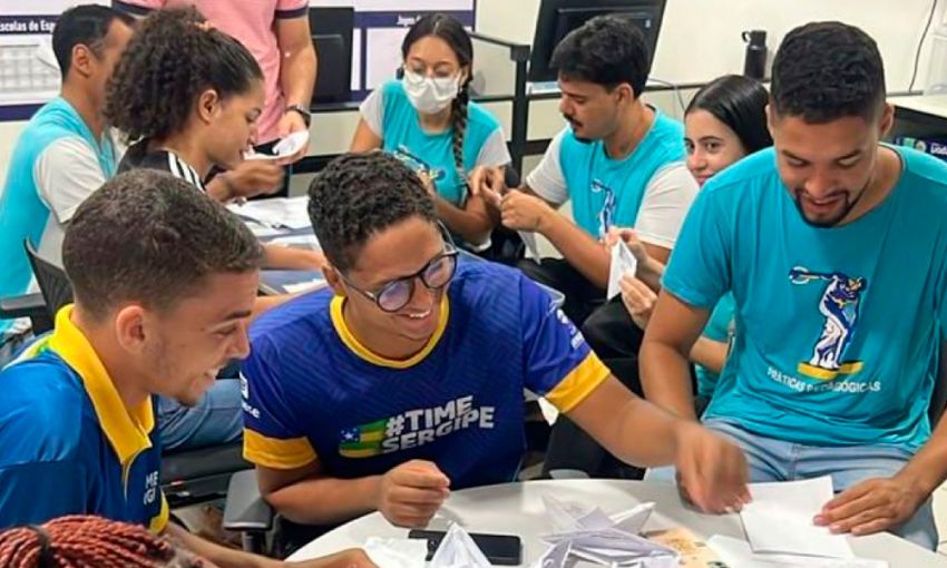 Governo abre processo seletivo de estágio com 78 vagas para universitários