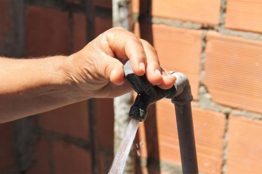 Manutenção na adutora suspende abastecimento na Grande Aracaju