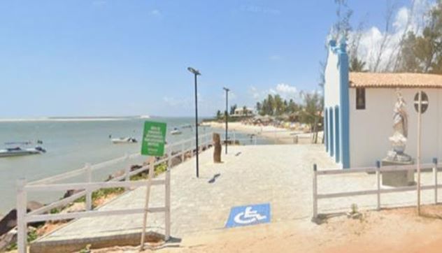 Justiça determina desmontagem e realocação de capela na Praia do Saco