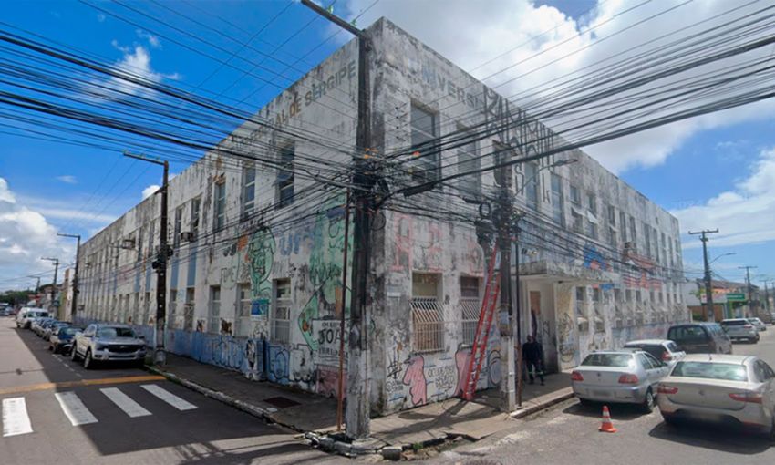 MPF media acordo habitacional para ocupantes de prédio da UFS no Centro