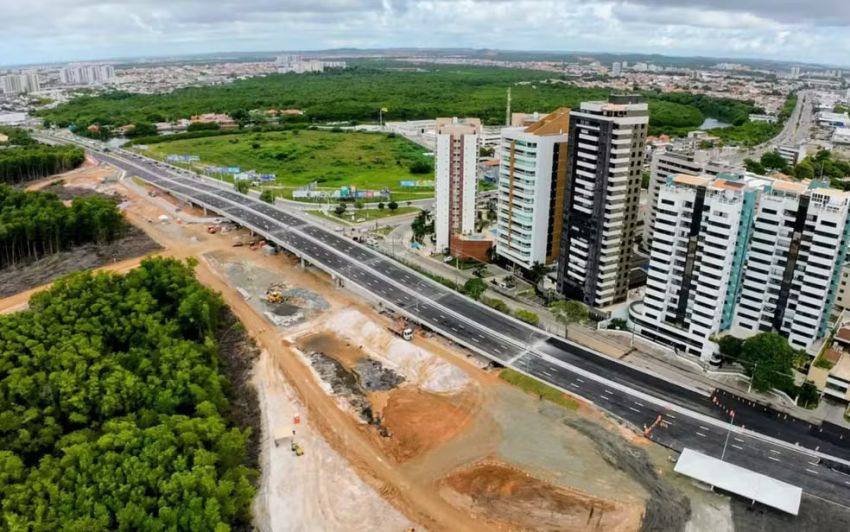 Trânsito no viaduto do Complexo Viário Maria do Carmo em Aracaju será liberado nesta quarta-feira