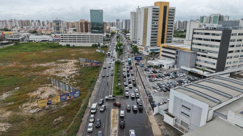 Recapeamento na avenida Ministro Geraldo Barreto Sobral é retomado