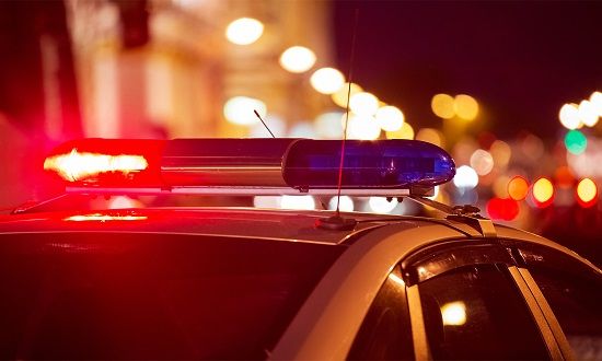 Homem é alvejaHomem é alvejado a tiros após barulho provocado pdo a tiros após barulho provocado por escapamento de moto