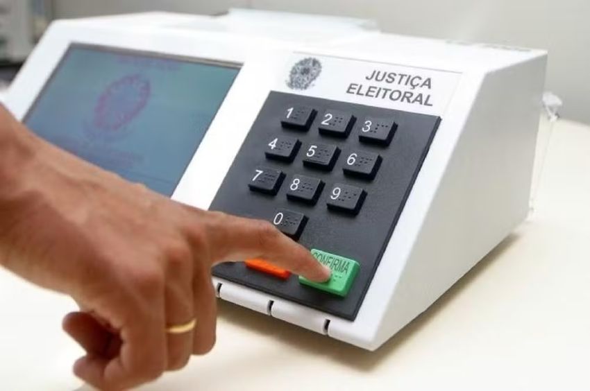 Defeso eleitoral começou neste sábado e impõe restrições a candidatos e agentes públicos