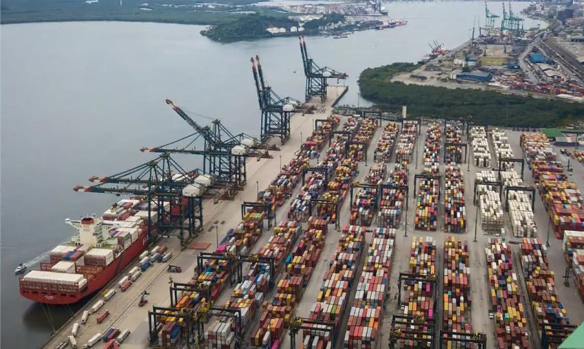 Tarifaço: USTR encerra investigação e mira Pix, etanol e desmatamento