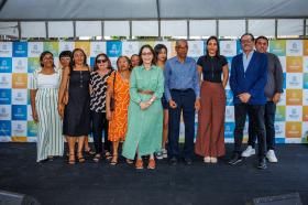 Prefeita Emília entrega novo calçadão urbanizado na Avenida Augusto Franco