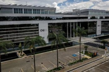 CNJ acaba com aposentadoria compulsória como punição máxima para juiz