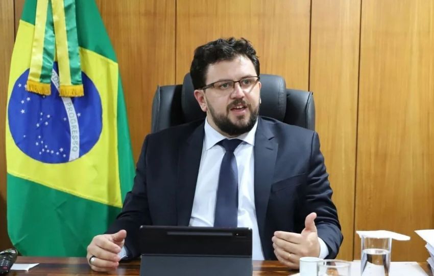 PL pede a Mendonça quebra de sigilo contra ex-chefe de gabinete de Lula
